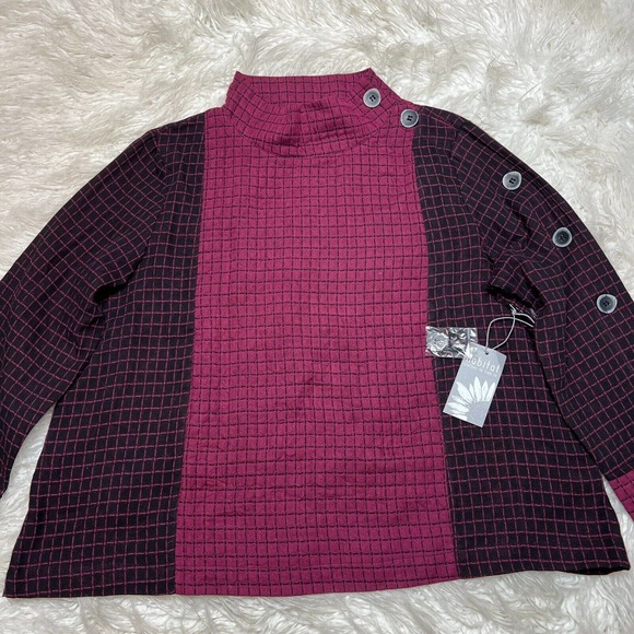 Liv by Habitat Clothes Button Sleeve Sweater Style 73719 Cherry - Picture 2 of 3
